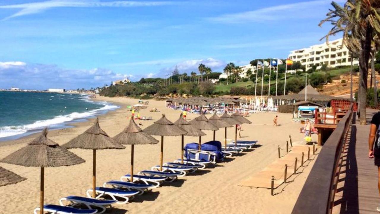 Mi Capricho A17 Beachfront Apartment La Cala De Mijas Exterior photo