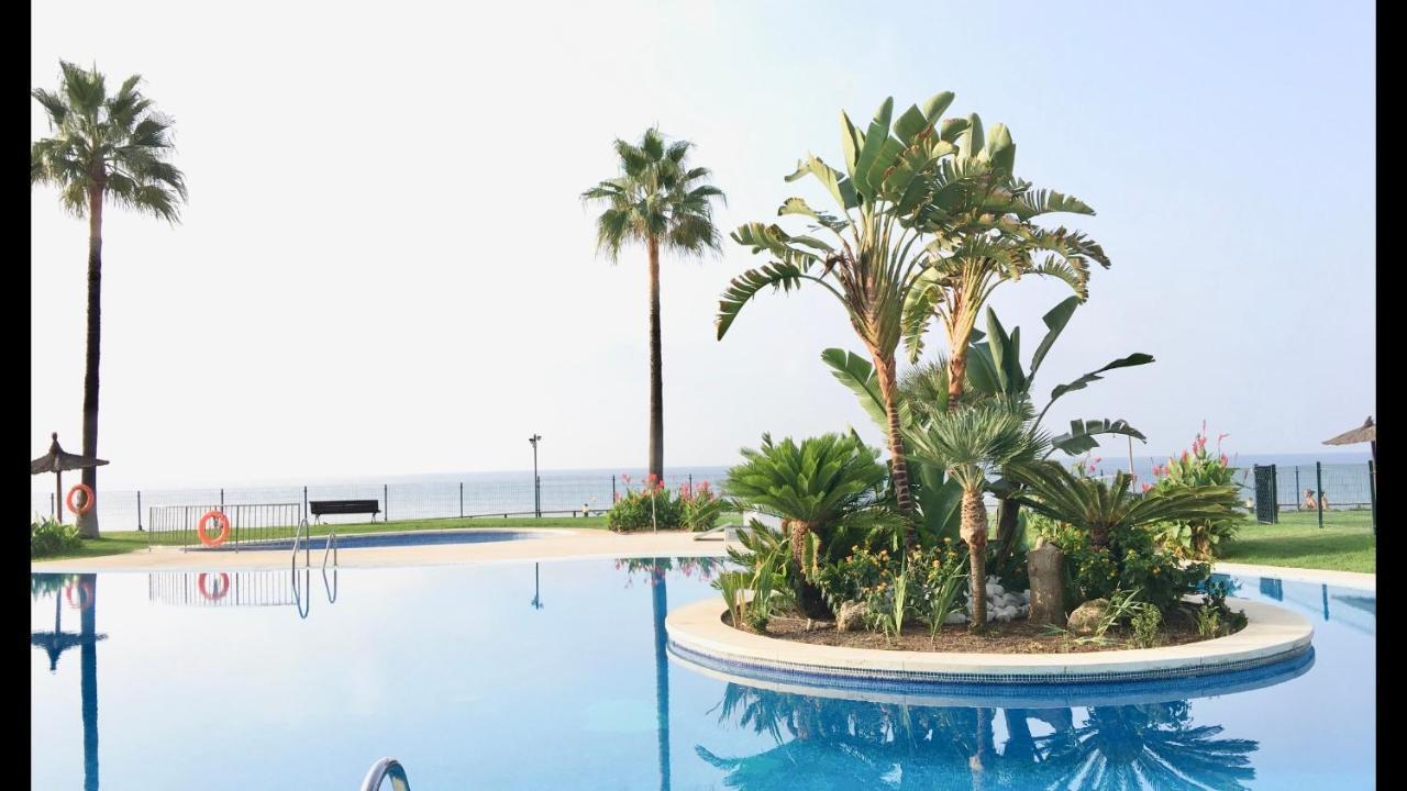Mi Capricho A17 Beachfront Apartment La Cala De Mijas Exterior photo
