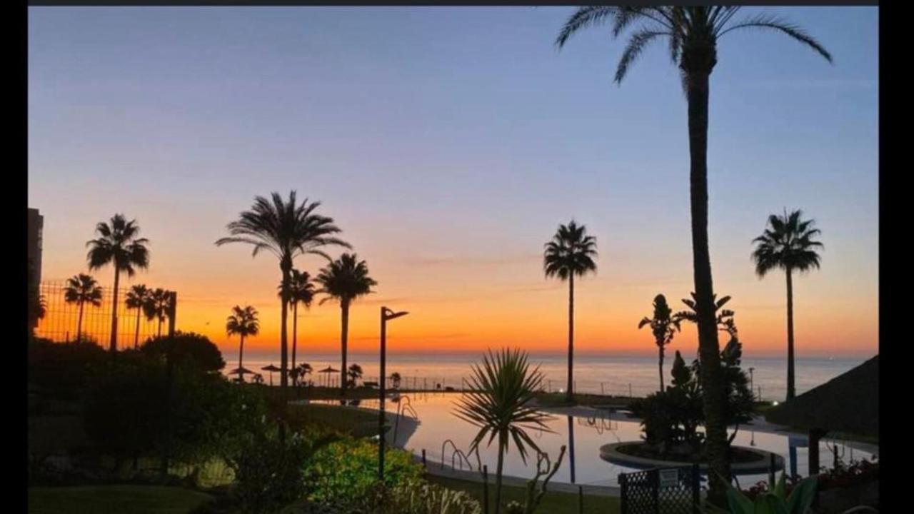 Mi Capricho A17 Beachfront Apartment La Cala De Mijas Exterior photo